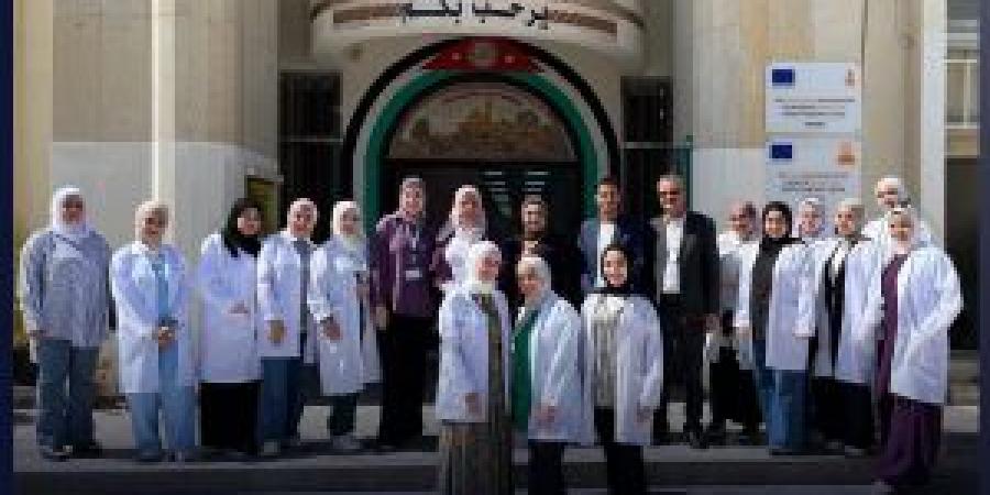 صيدلة "عمان العربية" تعزز خبرات طلبتها بزيارة علمية إلى مركز التميز للصناعات الدوائية - الكويت الاخباري