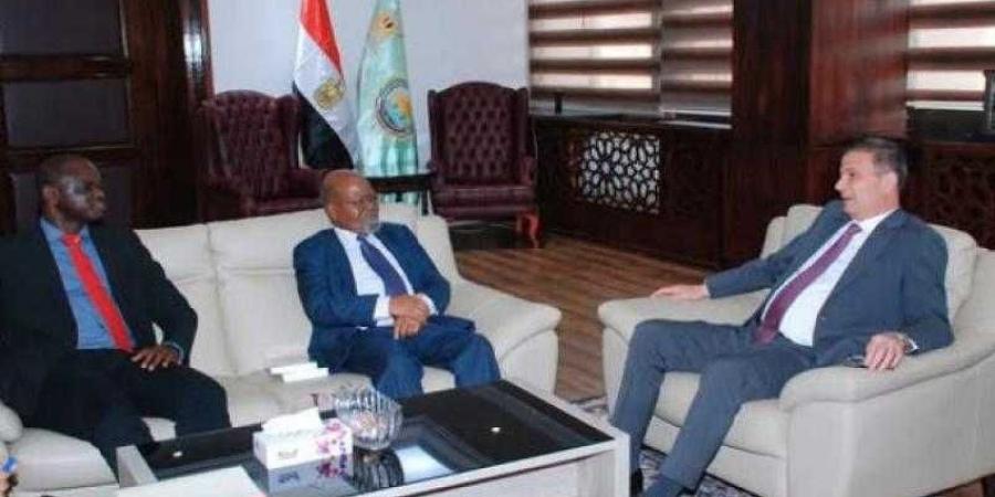 وزير الزراعة يبحث مع خبيرين دوليين تعزيز استراتيجيات التنمية الزراعية والأمن الغذائي في مصر - الكويت الاخباري