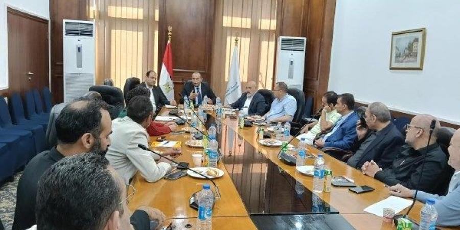 اجتماع بين شعبة الذهب ورئيس مصلحة الدمغة لبحث تحديات الصناعة والتصدير - الكويت الاخباري