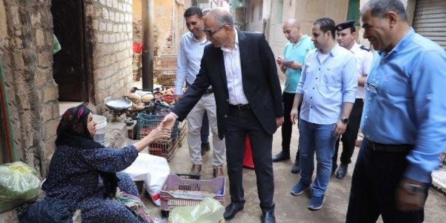 محافظ المنيا: بابى مفتوح دائمًا لتقديم الدعم للفئات الأكثر احتياجًا والأولى بالرعاية - الكويت الاخباري