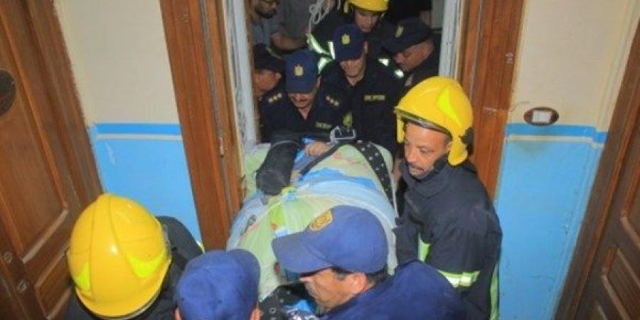 في لفتة إنسانية .. أمن الغربية ينقل مسنا إلى المستشفى - الكويت الاخباري