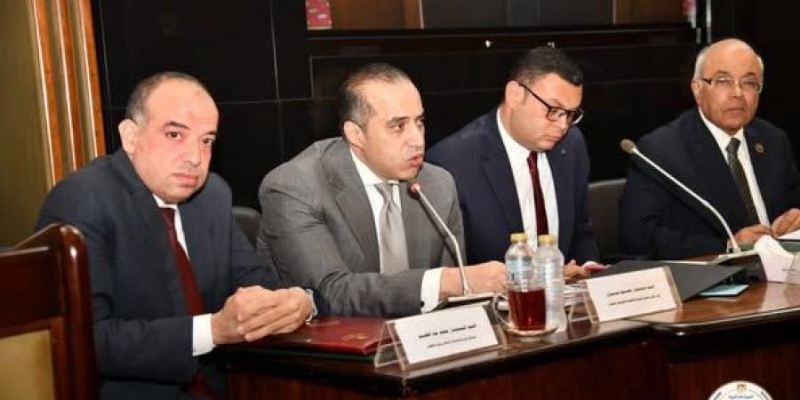 فوزي الدولة ملزمة بمنح الأولوية للمستأجر أو من امتد إليه عقد الإيجار - الكويت الاخباري