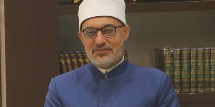 المفتي يُجيب..حكم تيمّم المرأة التي تضع المكياج #دين وحياة #دار الإفتاء - الكويت الاخباري