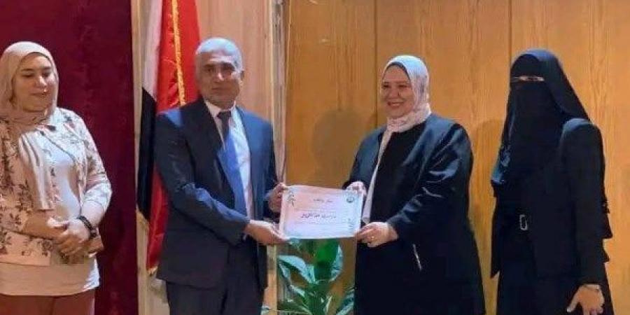 تكريم الفائزين في المسابقة البيئية بمكتبة مصر العامة بالإسماعيلية - الكويت الاخباري