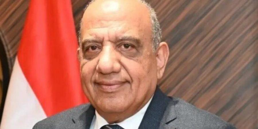 وزير الكهرباء: لا انقطاع للتيار.. واستخدام الوقود البديل والطاقات المتجددة ساعد في تلبية الاحتياجات - الكويت الاخباري