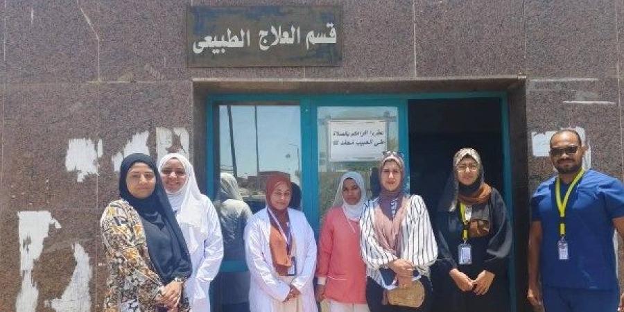 صحة البحر الأحمر تتابع سير العمل بمستشفى سفاجا وقسم العلاج الطبيعي بالقصير - الكويت الاخباري