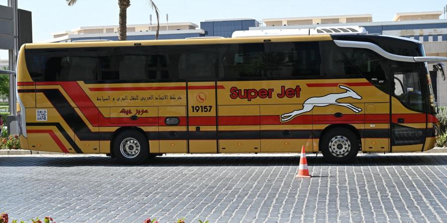 كامل الوزير يتفقد 20 أتوبيس مرسيدس جديدًا من إنتاج محلي لصالح شركة سوبر جيت - الكويت الاخباري