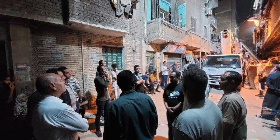 بعد 11 ساعة.. انتشال طالب على قيد الحياة من بين أنقاض عقار حدائق القبة - الكويت الاخباري