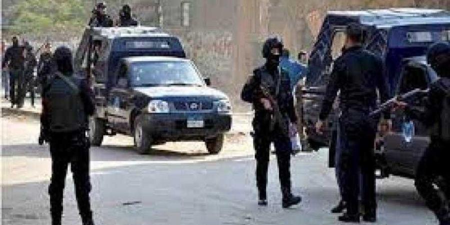 حملات أمنية لضبط جالبى ومتجرى المواد المخدرة والأسلحة النارية والذخائر غير المرخصة - الكويت الاخباري