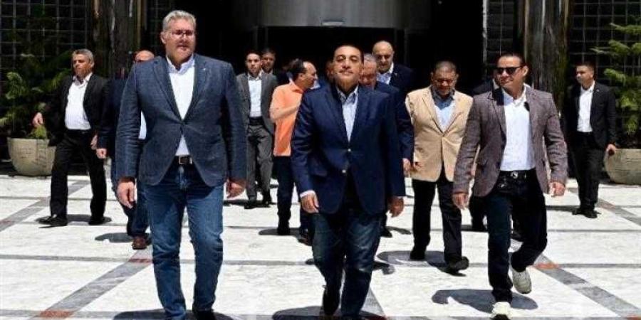 رئيس الوزراء يتابع من مركز التحكم في الشبكة القومية للغاز الطبيعي جاهزية الشبكة وتأمين الإمدادات - الكويت الاخباري