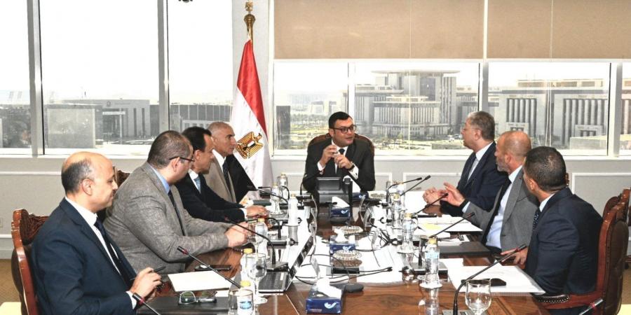 ضمن "حياة كريمة".. وزير الإسكان ومحافظ المنيا يتفقدان محطة صرف صحي برطباط - الكويت الاخباري