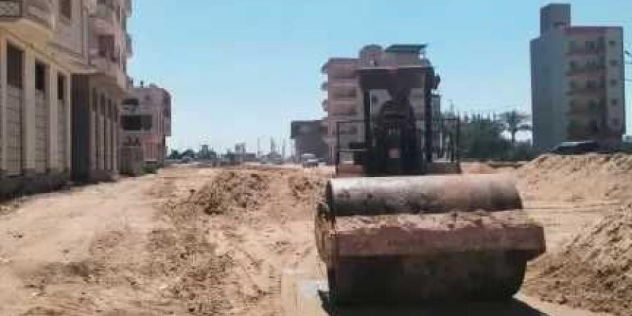 مشروع حيوي لتحسين البيئة والطرق بقطور.. والمحافظ يتابع تغطية ورصف مصرف الزهار - الكويت الاخباري