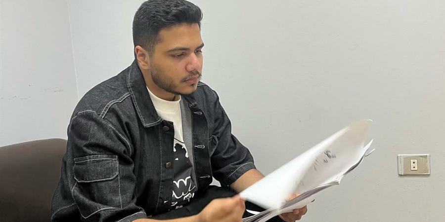 "شخصية قريبة مني".. عمر محمد رياض يكشف عن تفاصيل دوره في مسلسل "اتنين قهوة"| خاص - الكويت الاخباري