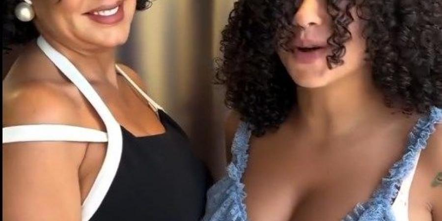 شبه خيالي.. رانيا يوسف تخطف الأنظار بإطلالة جريئة برفقة ابنتها - الكويت الاخباري