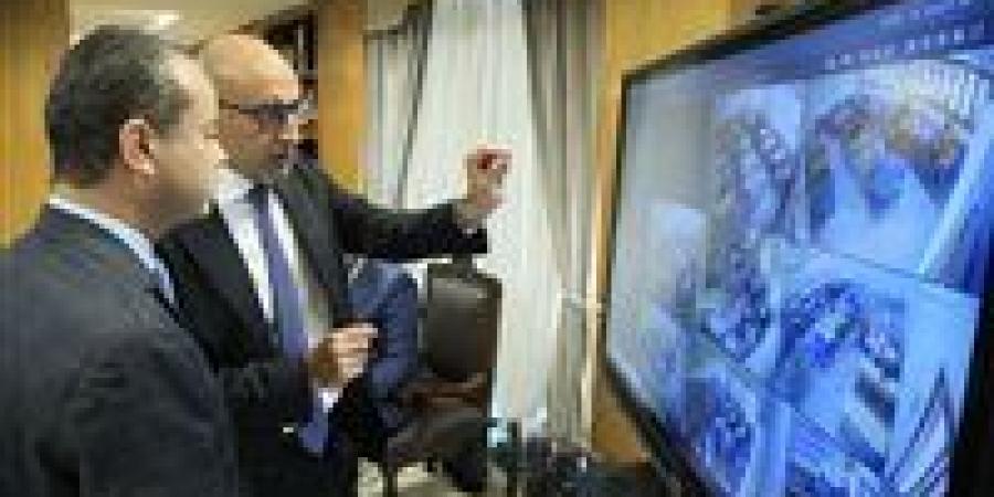 وزير التعليم يتابع غرفة العمليات المركزية لامتحان مادة اللغة العربية لطلاب الثانوية العامة - الكويت الاخباري