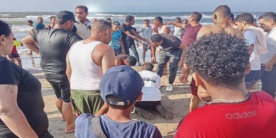 انتشال جثمان شاب غرق في شاطئ بورسعيد - الكويت الاخباري