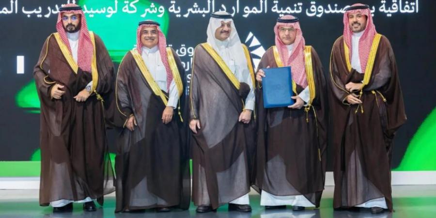 صندوق الموارد يُبرم 3 اتفاقيات لتأهيل الكوادر الوطنية في القطاع الصناعي - الكويت الاخباري