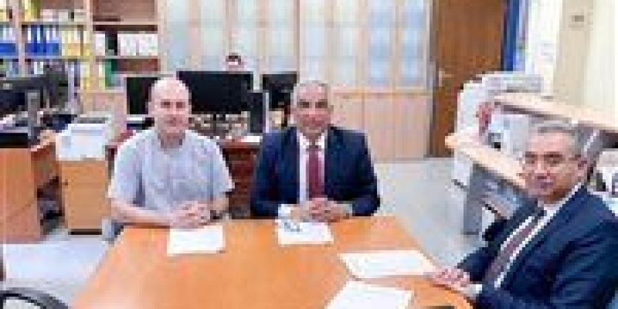 رئيس جامعة طنطا يواصل جولاته الخارجية لتعزيز العلاقات الدولية - الكويت الاخباري