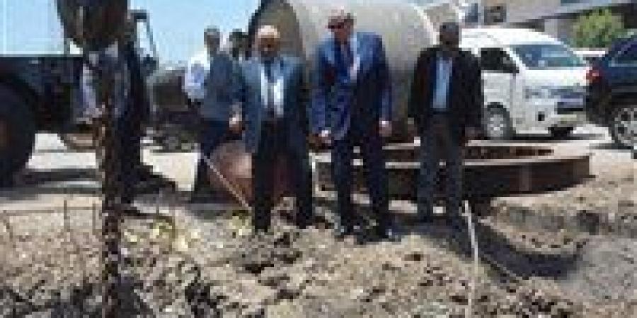 محافظ الغربية يتابع سير العمل بمشروع الصرف الصحي بعزبة الناموس - الكويت الاخباري