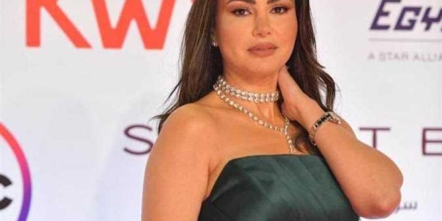 دينا فؤاد الأزمات الحياتية تكشف معادن الناس - الكويت الاخباري