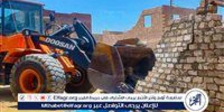 محافظ سوهاج: إزالة 7808 حالة تعدٍ على أملاك الدولة والأراضي الزراعية والمتغيرات المكانية - الكويت الاخباري