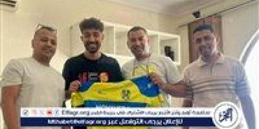 لاڤيينا يضم افضل لاعب فى دورى مراكز الشباب ويوافق على بيع حارسه للجونة وينتظر نسبة إعادة بيع بن شرقى - الكويت الاخباري