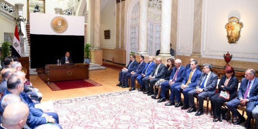 وزير الخارجية يلتقي السفراء المنقولين للعمل بالسفارات والبعثات المصرية في الخارج - الكويت الاخباري