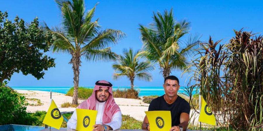 شاهد.. رونالدو يكشف سر تجديد عقده مع النصر وعدم لعبه بمونديال الأندية - الكويت الاخباري