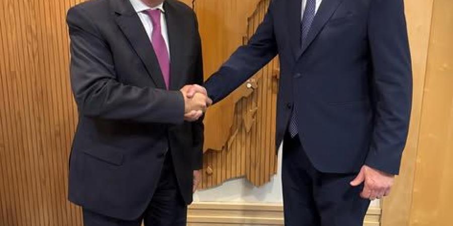 وزير الزراعة يبحث مع نظيره الأسباني تعزيز التعاون بين البلدين - الكويت الاخباري