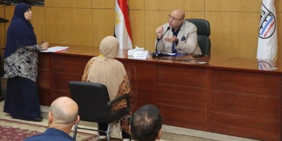 محافظ بني سويف يوجه بحلول وإجراءات عاجلة لمشكلات ومطالب المواطنين - الكويت الاخباري