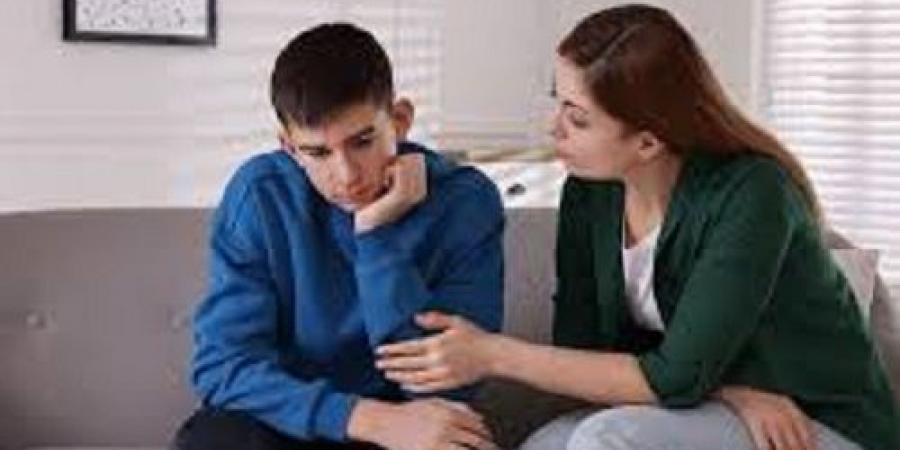 كيف تكتشف أن ابنك المراهق يعاني نفسيًا؟ #منوعات #اخبار_منوعة #لايف_ستايل #حياة #من_الحياة #اتعلم_اكتر #تنمية_بشرية #الجمهورية_أون_لاين - الكويت الاخباري