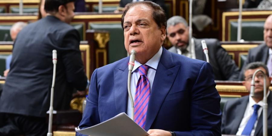 أبو العينين: يجب الاهتمام بالاستثمار في مجالات الطاقة النظيفة لأنها المستقبل - الكويت الاخباري