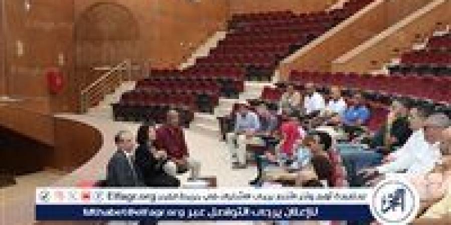 قصور الثقافة ومحافظة البحر الأحمر تبحثان آليات تشغيل مسرح الغردقة لتقديم عروض فنية للسائحين - الكويت الاخباري