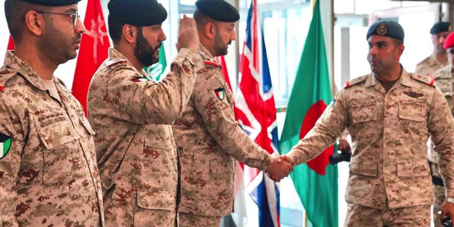 نائب رئيس الأركان يُشيد بالمستوى المتميز لمنتسبي الدورة 29 قيادة وأركان - الكويت الاخباري