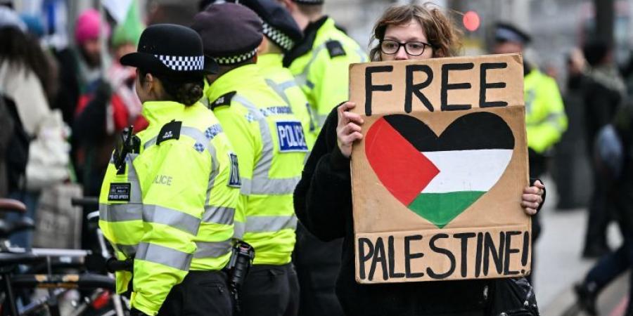 بحظر حركة "فلسطين أكشن".. هل أعادت بريطانيا تعريف "مكافحة الإرهاب"؟ - الكويت الاخباري