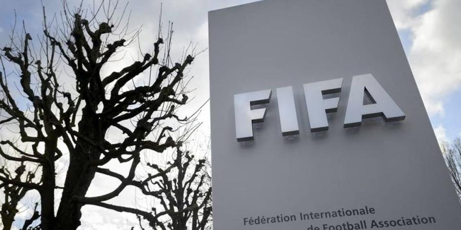 «فيفا» يستعين بحكام عرب في مونديال تشيلي للشباب - الكويت الاخباري