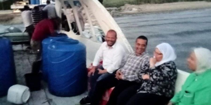 لزيادة الإنتاج السمكي.. إطلاق الدفعة الثالثة من يرقات الجمبري في بحيرة قارون - الكويت الاخباري