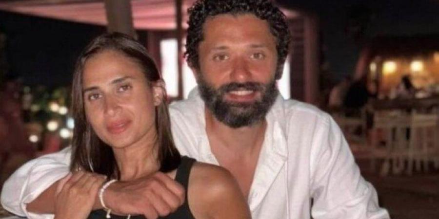 مي عمر لـ كريم محمود عبد العزيز وزوجته: «ربنا يخليكوا لبعض» - الكويت الاخباري