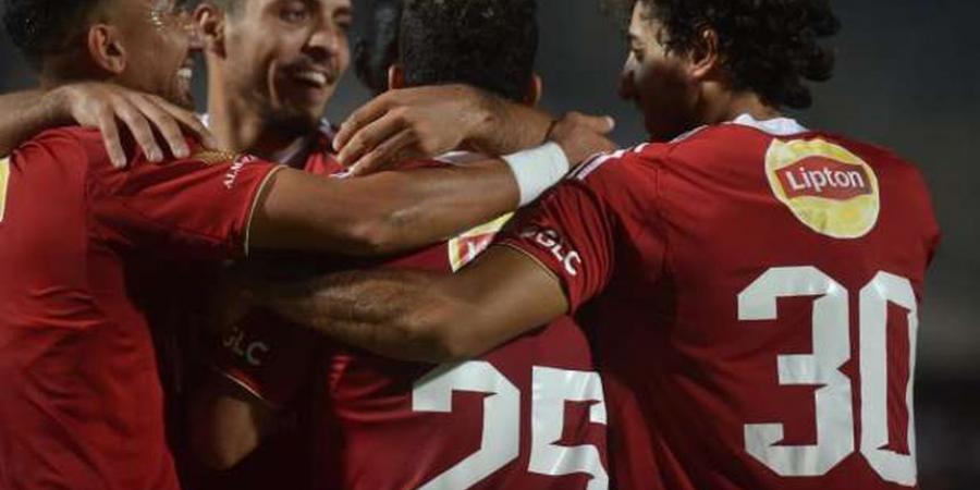 الأهلي يتقدم على فاركو بثنائية شريف وزيزو في الشوط الأول - الكويت الاخباري