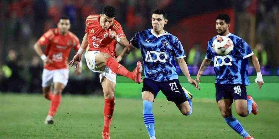 الأهلي يتكفل بجلب حكام اجانب لادارة مباراة بيراميدز  - الكويت الاخباري