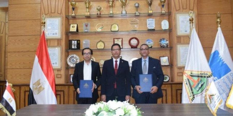 بروتوكول تعاون بين كلية الفنون التطبيقية ببنها وغرفة صناعة منتجات الأخشاب والأثاث - الكويت الاخباري
