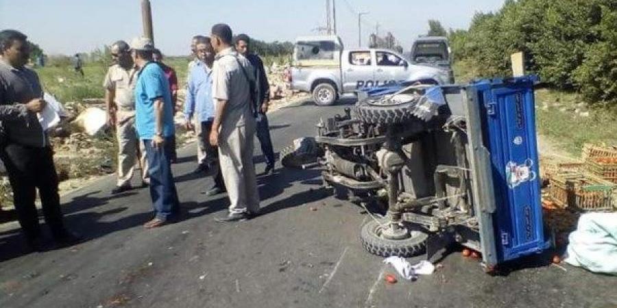 مصرع سيدة وإصابة 9 أشخاص في تصادم ميكروباص وتروسيكل بالإسكندرية - الكويت الاخباري