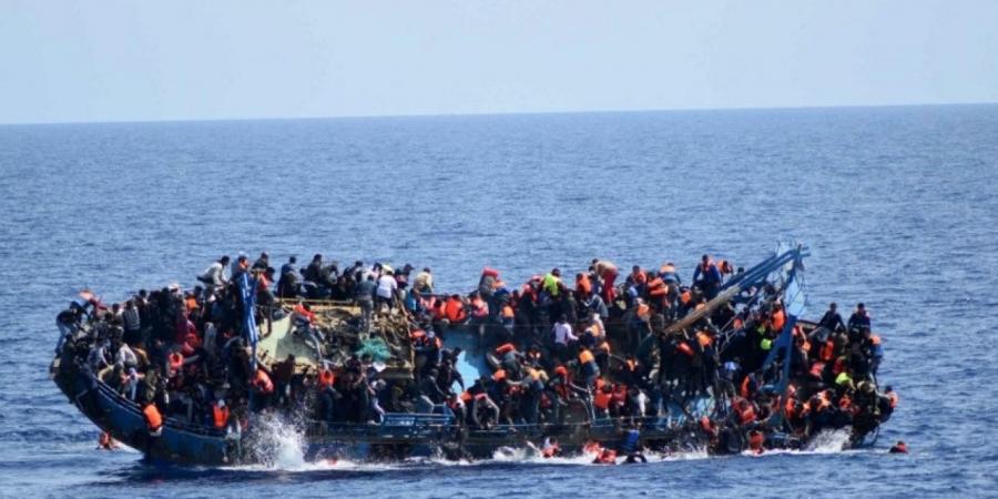 فقدان أكثر من 40 راكبًا فى انقلاب قارب فى نيجيريا - الكويت الاخباري