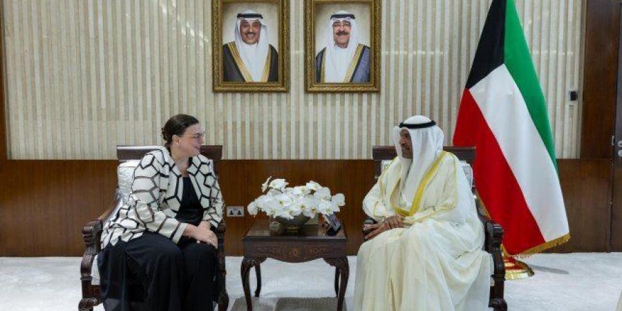 وزير الخارجية الكويتي يستقبل سفير كندا لدى البلاد - الكويت الاخباري