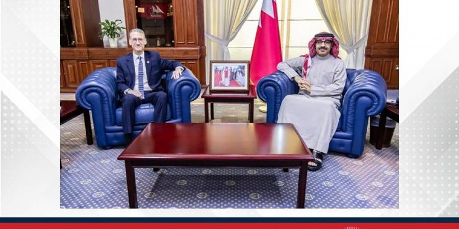 وزير التربية والتعليم يستقبل سفير الولايات المتحدة الأمريكية لدى مملكة البحرين - الكويت الاخباري