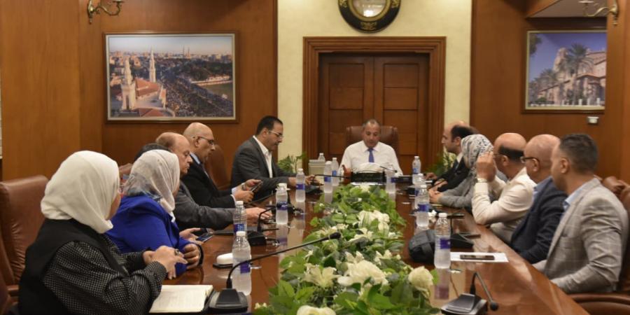 «حبشي» يوجّه بإعداد خريطة صحية متكاملة لمحافظة بورسعيد وتنسيق نطاقات الخدمة الطبية جغرافيًا |فيديو - الكويت الاخباري
