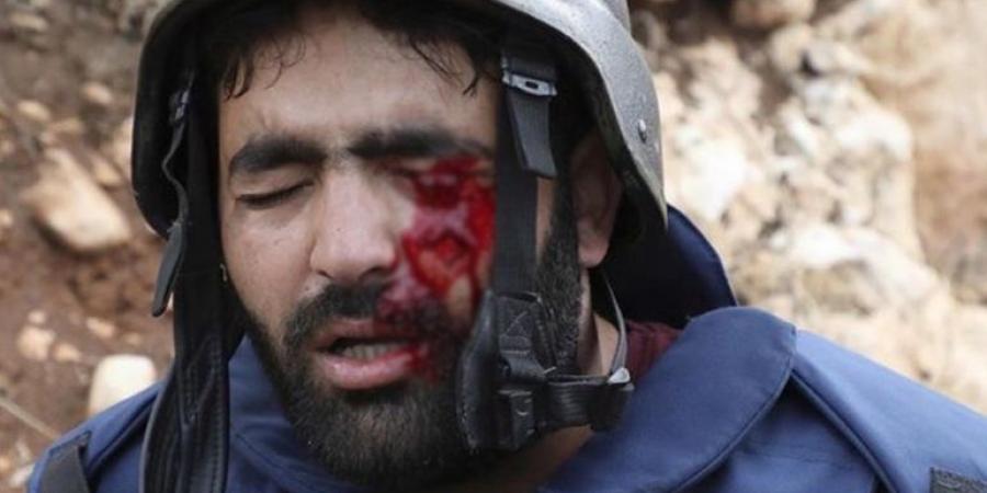 قوة إسرائيلية خاصة تعتقل الصحفي الفلسطيني معاذ عمارنة - الكويت الاخباري