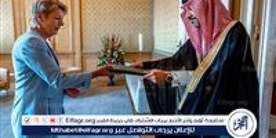 سفير خادم الحرمين يقدّم أوراق اعتماده سفيرًا لدى الاتحاد السويسري - الكويت الاخباري