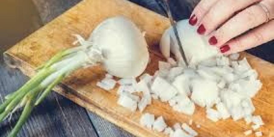 فوائد البصل الأبيض للنساء.. صادمة - الكويت الاخباري
