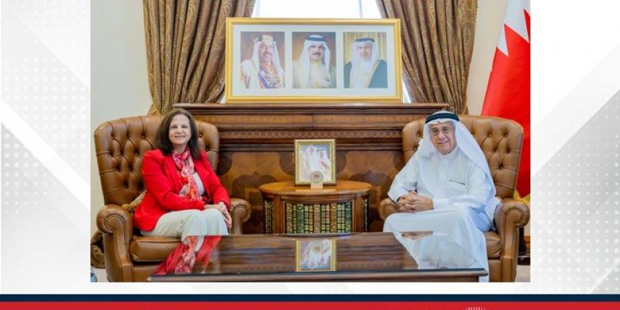 مستشار جلالة الملك لشؤون الإعلام يستقبل القائم بأعمال السفارة اللبنانية بمناسبة انتهاء فترة عملها - الكويت الاخباري